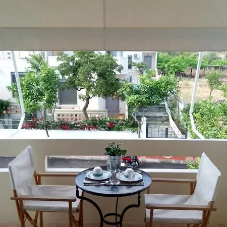 Phoeve Apt-lovely 1-br Near The Apartament