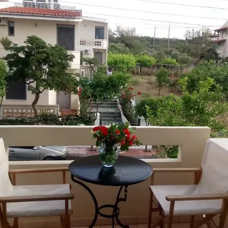 Phoeve Apt-lovely 1-br Near The * Kalathász